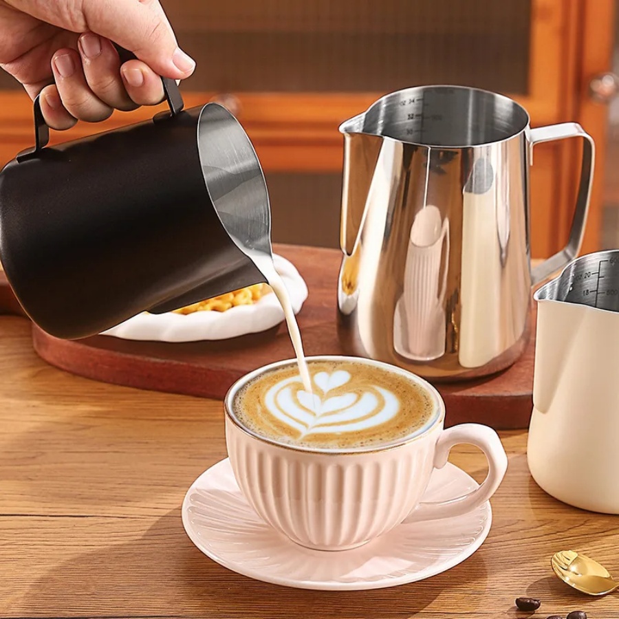 コーヒーミルク泡立てピッチャージャグ 304 ステンレス鋼ス - Milk Steaming Pitcher のレビューと価格