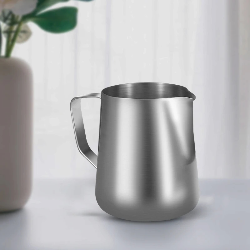 ステンレス製コーヒーミルク泡立てピッチャー、エスプレッソスチ - Milk Steaming Pitcher のレビューと価格